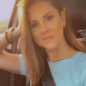 Meet your Posher, Melanie